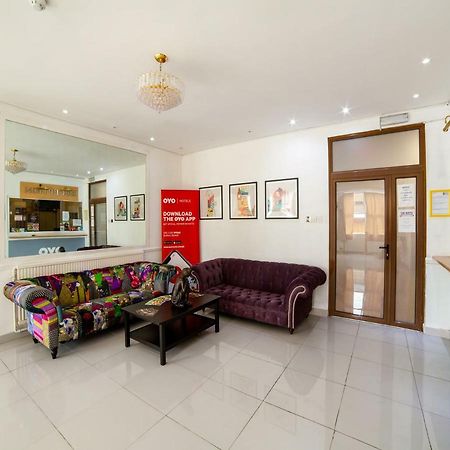 Hotel Oyo Osterley Park Isleworth Esterno foto