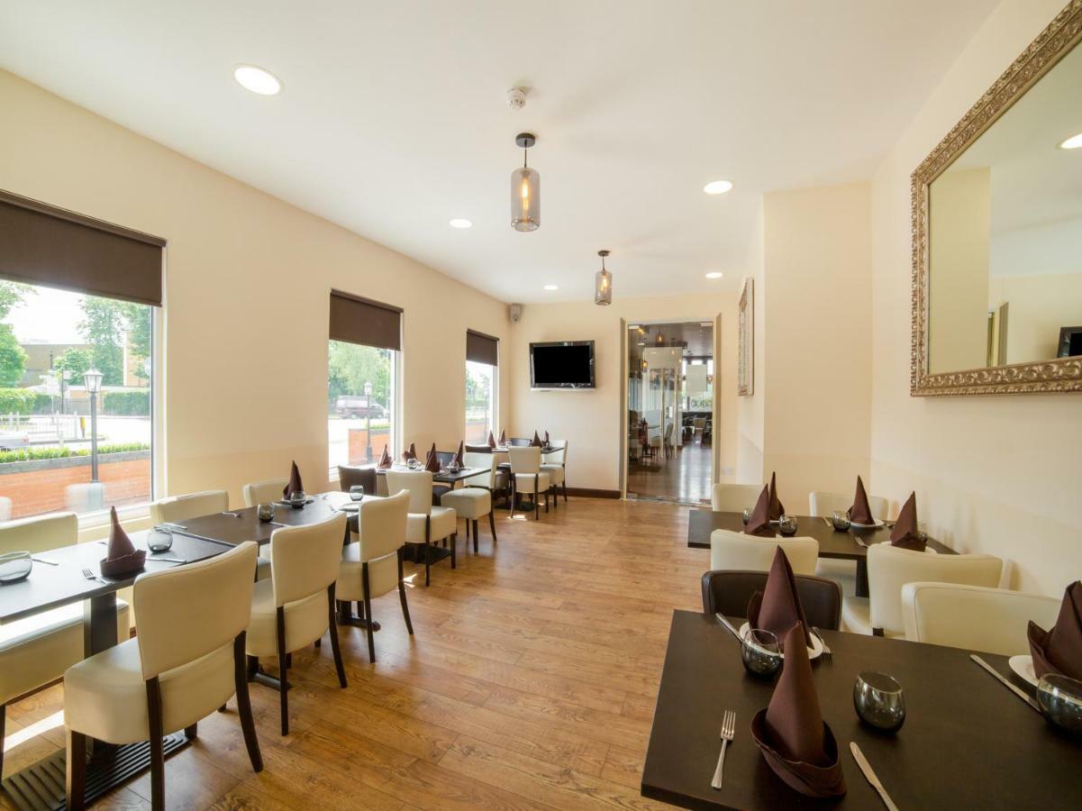 Hotel Oyo Osterley Park Isleworth Esterno foto
